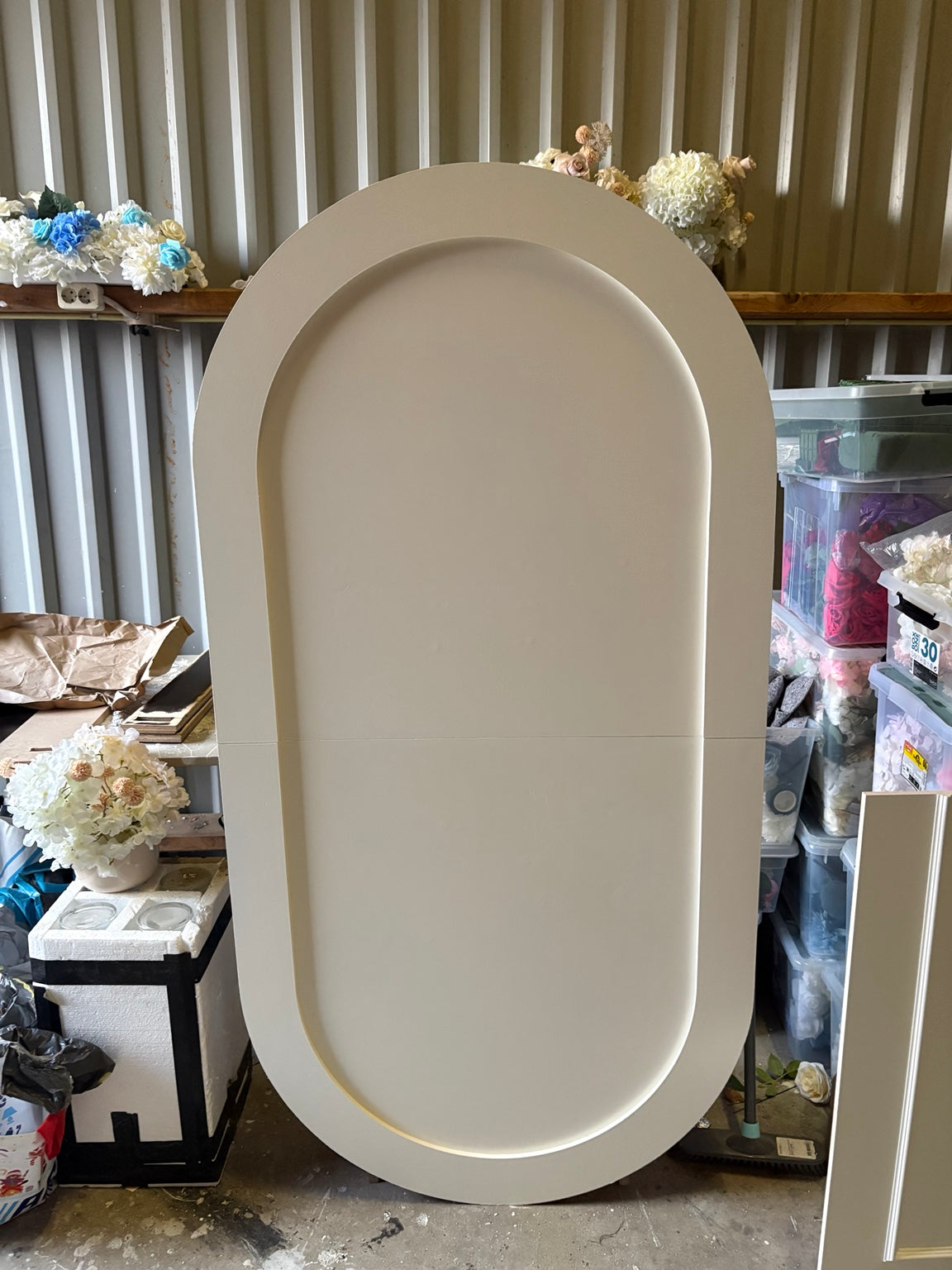 Ronde backdrop met diepe lijst 180 bij 90 cm